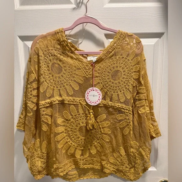 Umgee Mustard Yellow Lace Boho Blouse | NWT | Size Small | Crochet Floral Top - Picture 1 of 10